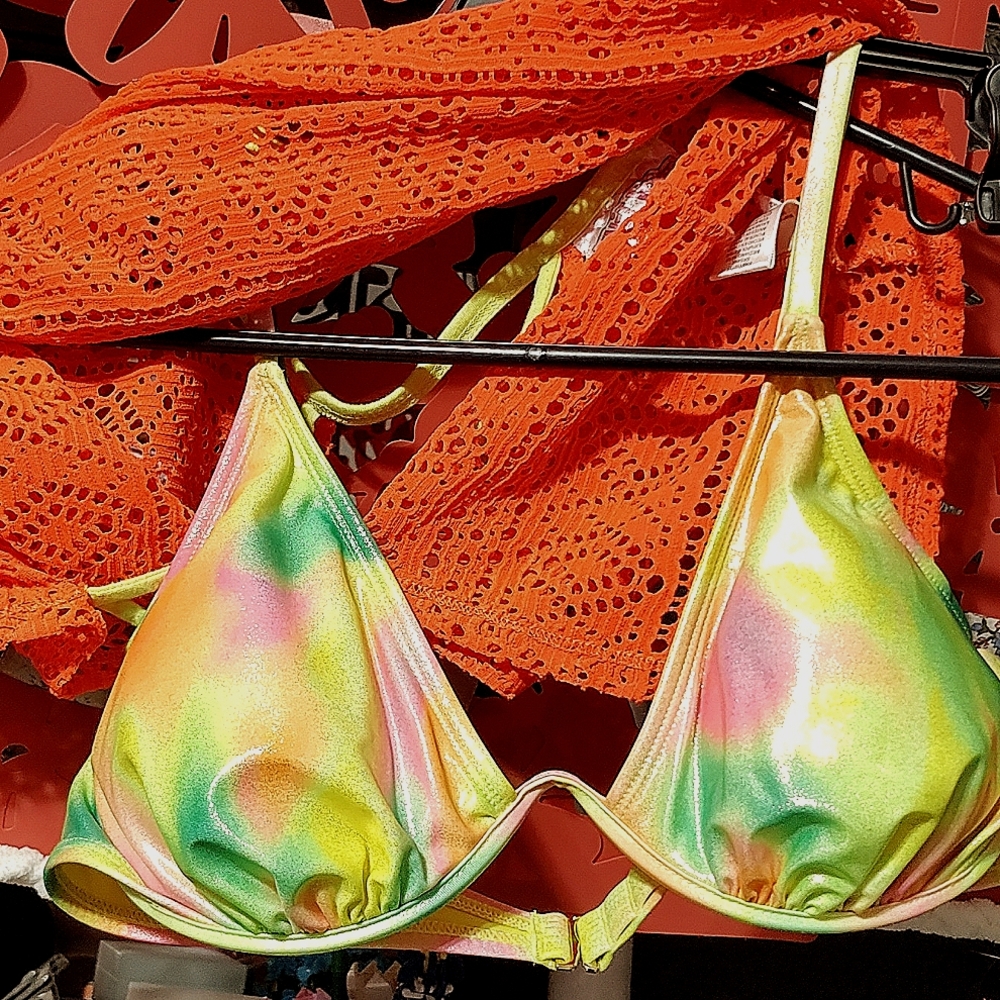 Swimsuit cover up w bikini top included